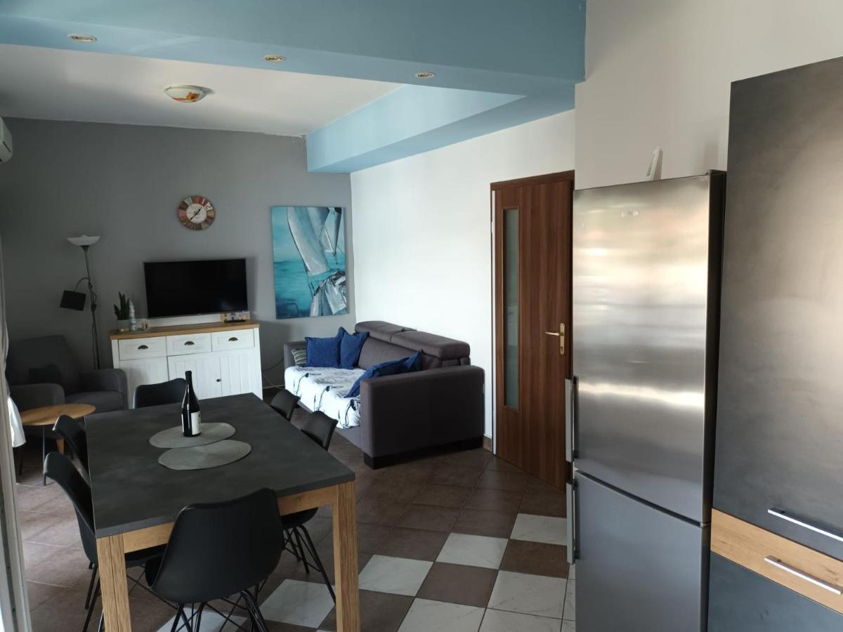 Sea View Apartment Sunrise Poljica & Blue Lagoon Rent A Boat Exterior photo