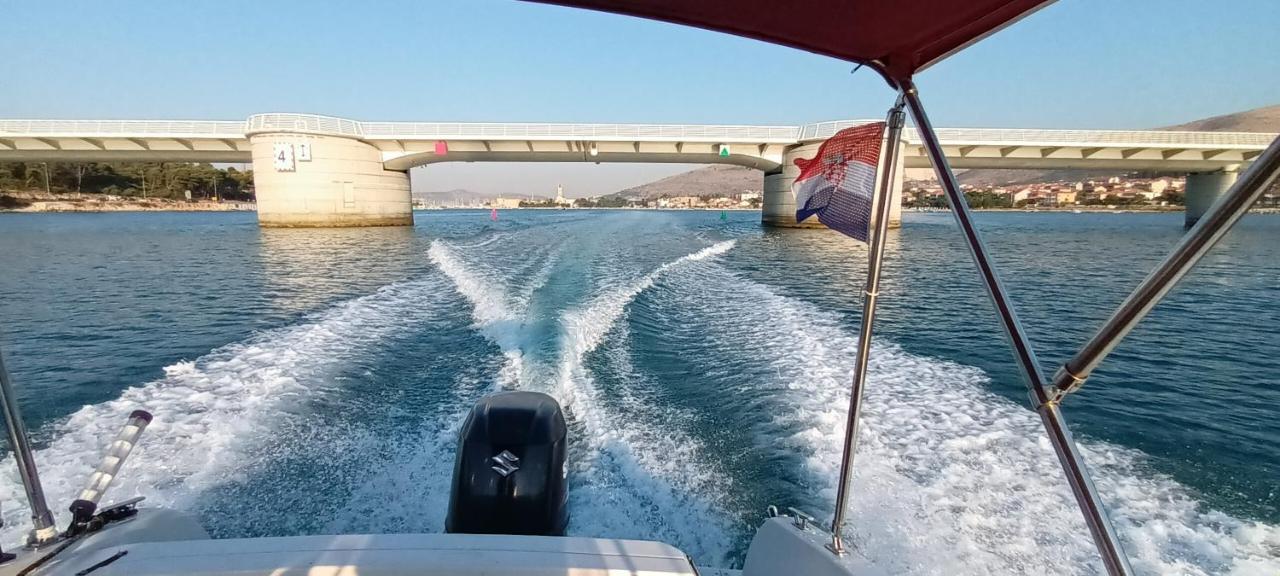 Sea View Apartment Sunrise Poljica & Blue Lagoon Rent A Boat Exterior photo